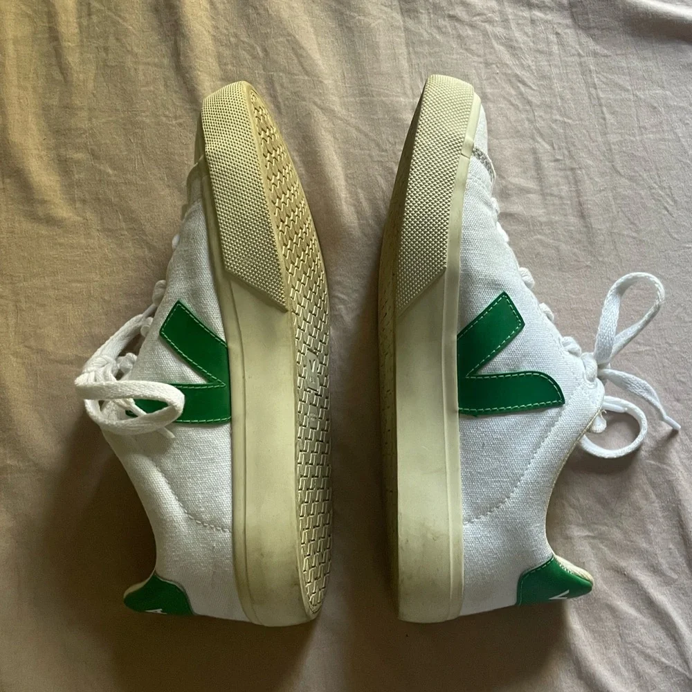 Veja White and Green Women's Sneakers - Picture 4 of 5